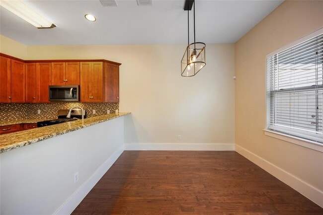 Building Photo - 1007 Taulbee Ln