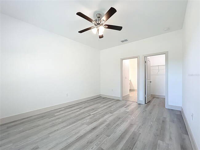 Building Photo - 9301 N Akola Way