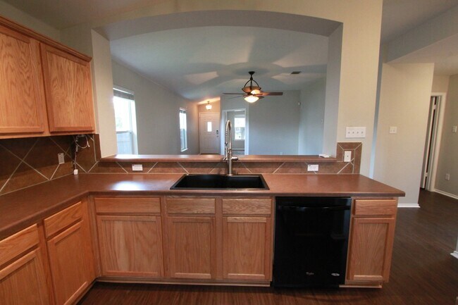 Building Photo - Hutto 3BR Gem ~ Open Layout, Large Yard & Prime Location