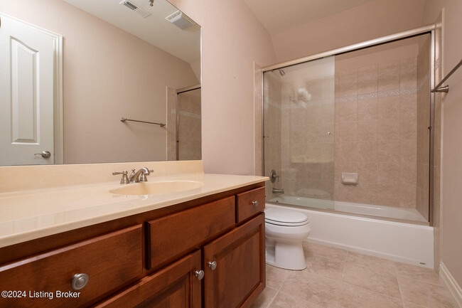 Building Photo - 3003 Glenhill Ct