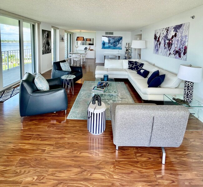 Building Photo - 3360 S Ocean Blvd