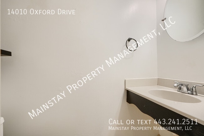 Building Photo - 14010 Oxford Dr