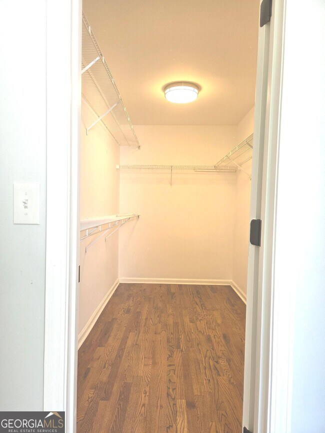 Building Photo - 3770 Glennvale Ct