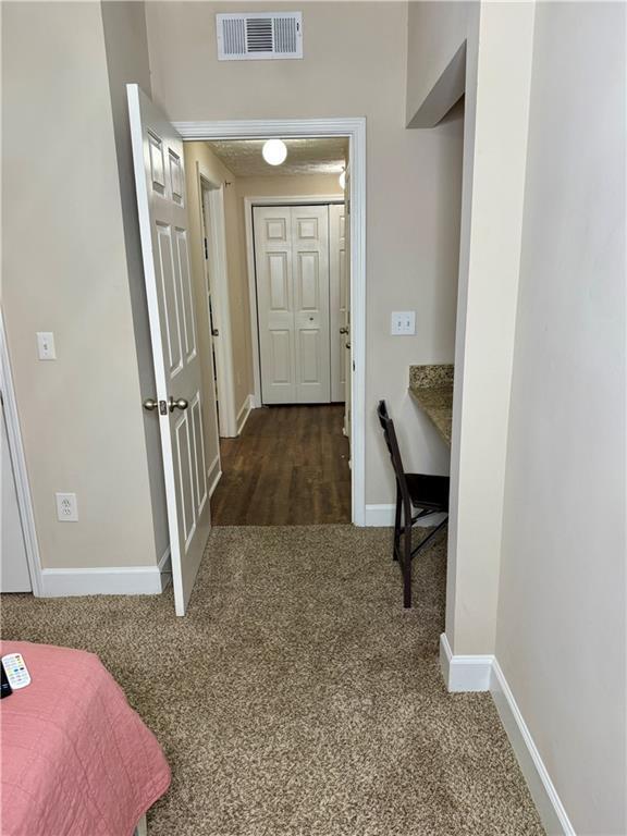 Building Photo - 600 Garson Dr NE