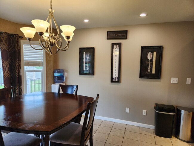 Building Photo - 8355 Nates Ln