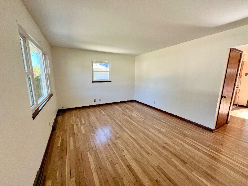 Building Photo - 193 Bermont Ave