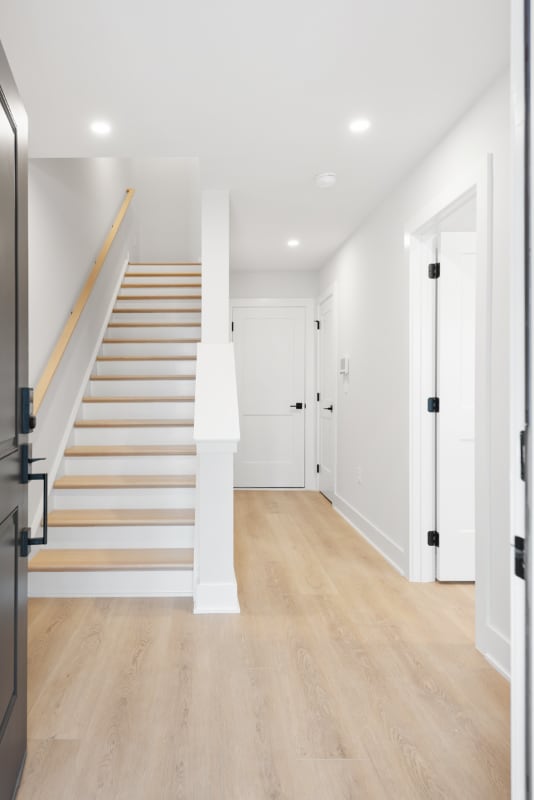 Building Photo - 714 41st Ave N