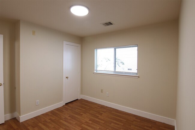 Building Photo - 6319 Torrance Elms Ct