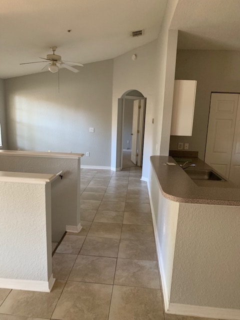 Building Photo - 834 Grand Regency Pointe