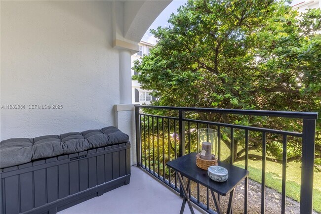 Building Photo - 3255 NE 184th St