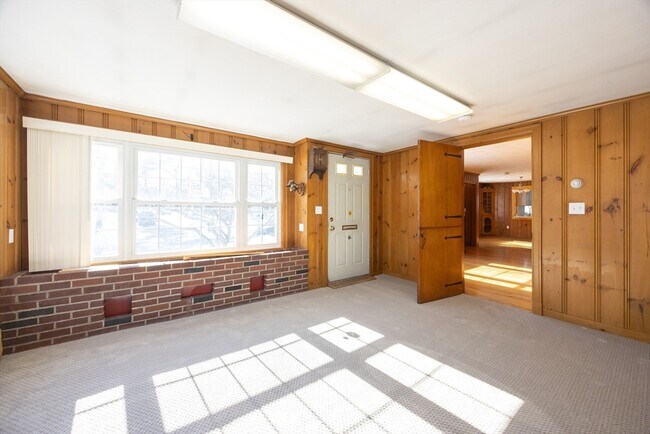 Building Photo - 22 Exchange St