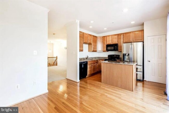 Building Photo - 11843 Skylark Rd