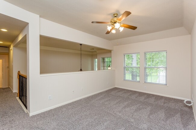 Building Photo - 44 Teak Mill Pl