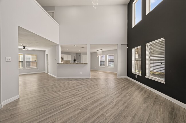 Building Photo - 12819 Wisteria Park Dr