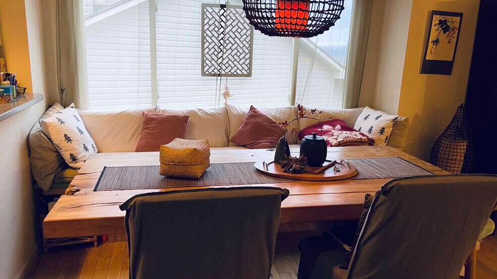 Building Photo - 60 Park Ave