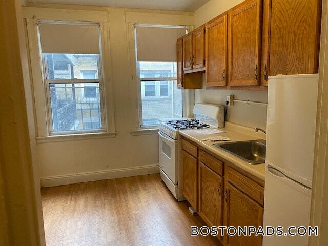 Building Photo - 1638 Commonwealth Ave