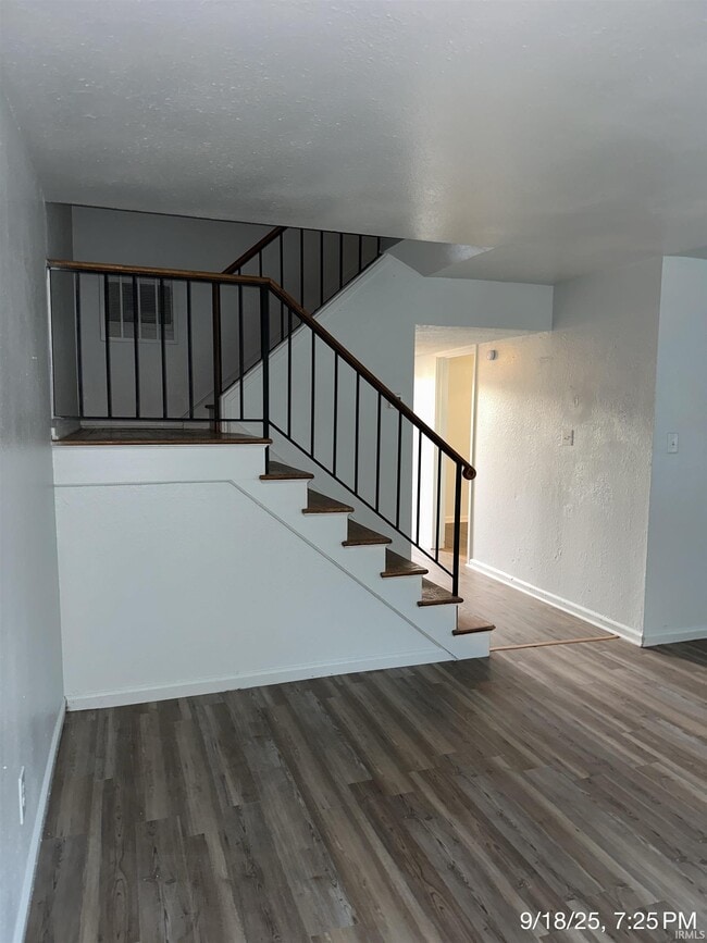 Building Photo - 39031 Edwards Ct