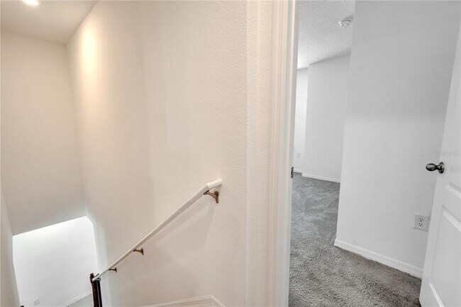 Building Photo - 900 Boca Vista Ct