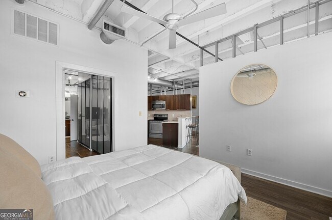 Building Photo - 878 Peachtree St NE