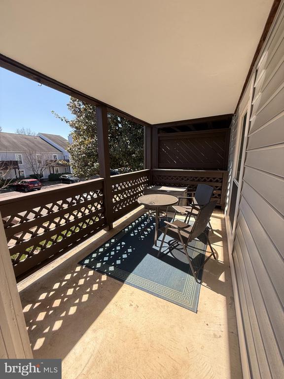 Building Photo - 10002 Oakton Terrace Rd