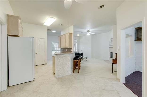 Building Photo - 1017 Stanford Ln