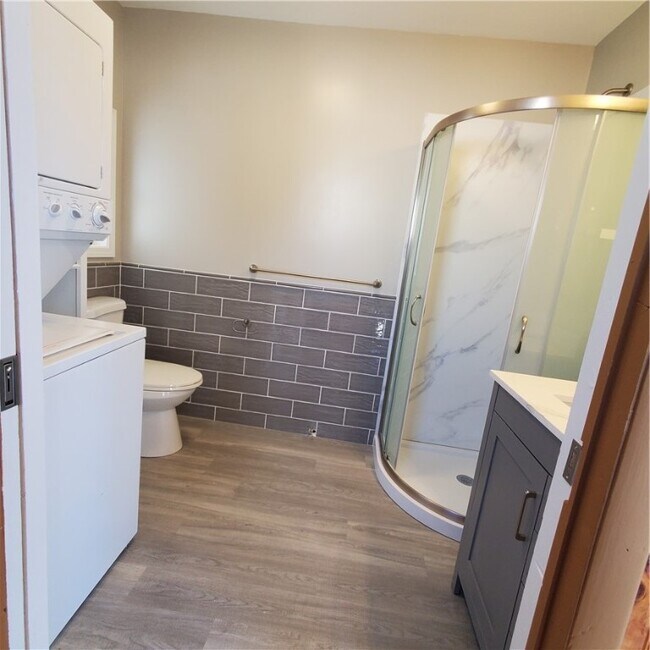 Building Photo - 7594 2nd St