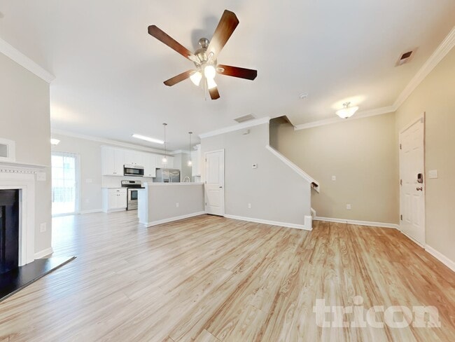 Building Photo - 15 Coswell Ct