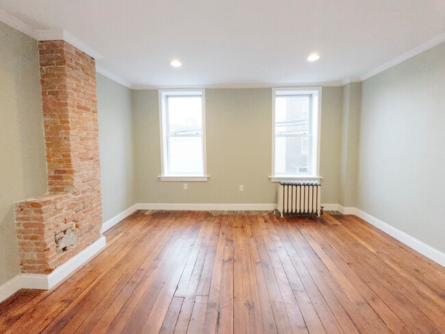 Building Photo - 1924 North St