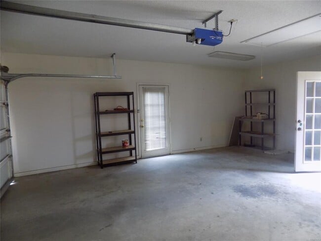 Building Photo - 4602 Cherry Tree Terrace
