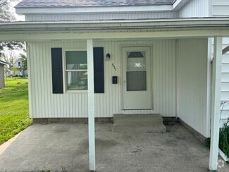 Building Photo - 511 N Race St