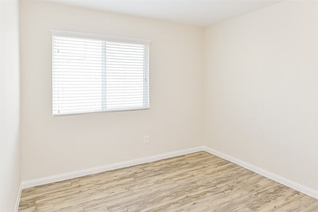 Building Photo - 13207 Italian Cypress Trail