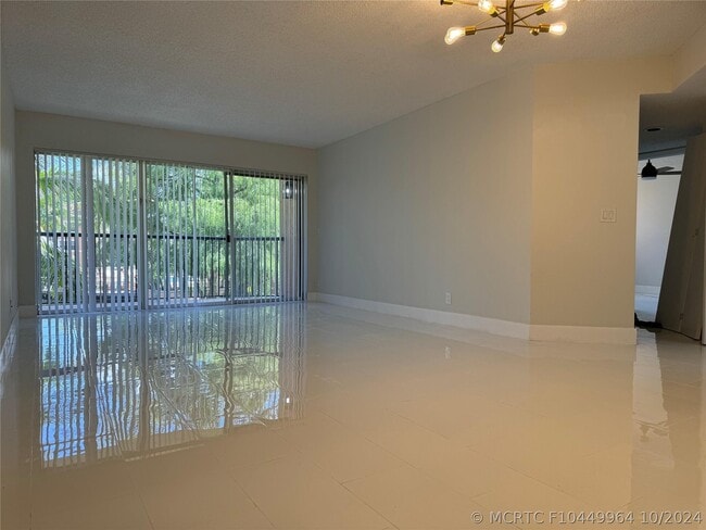 Building Photo - 8891 Wiles Rd
