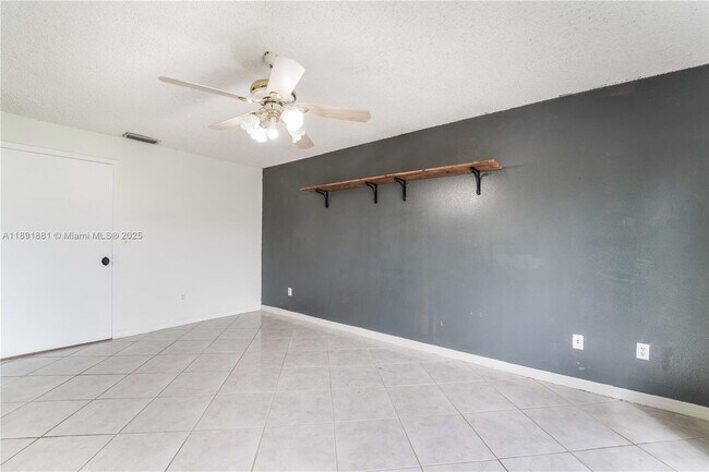Building Photo - 13040 SW 262nd Ln