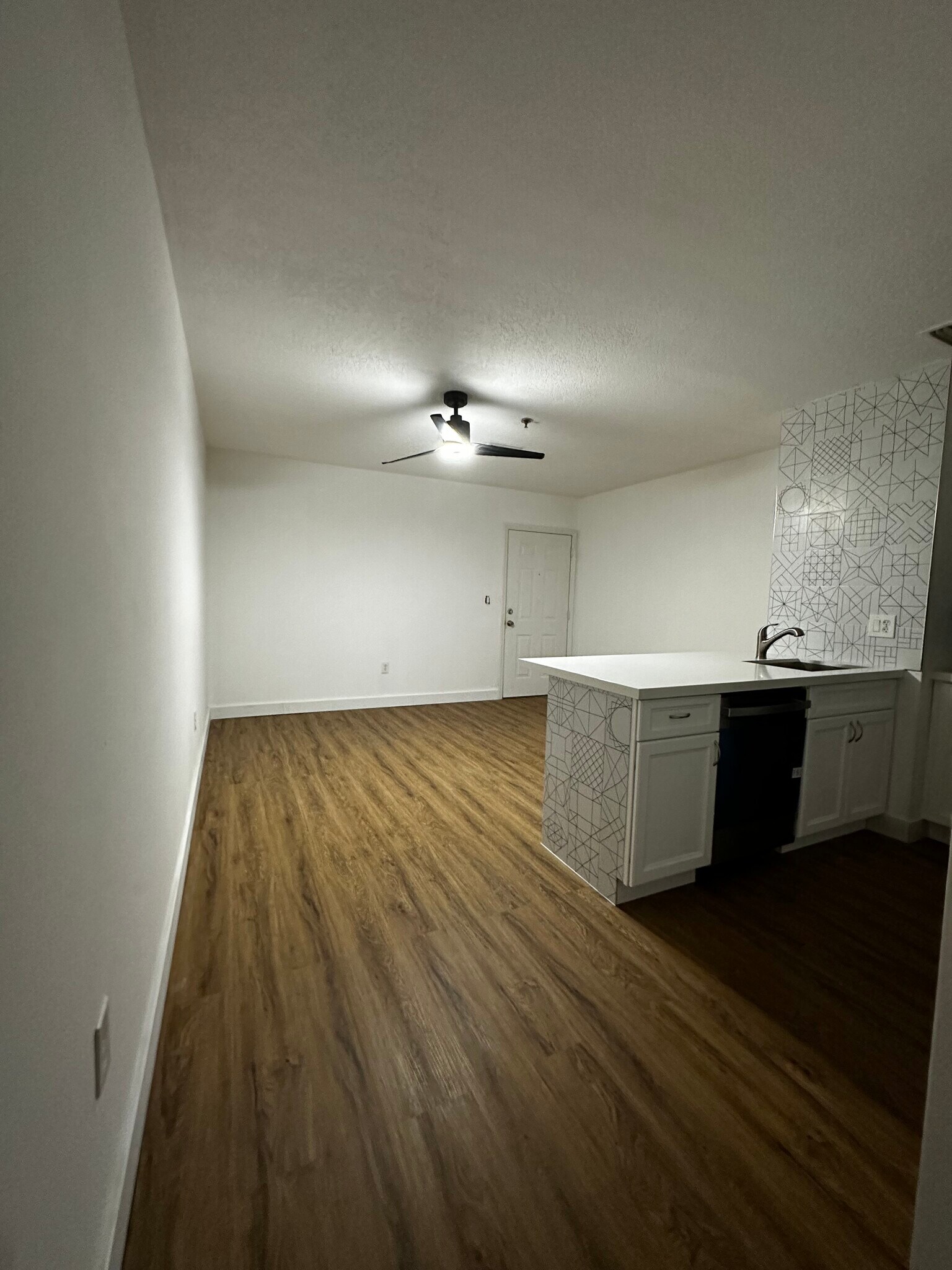 Building Photo - 2734 Bird Ave