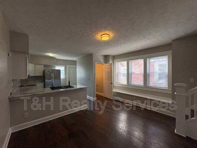 Building Photo - 2925 N Delaware St