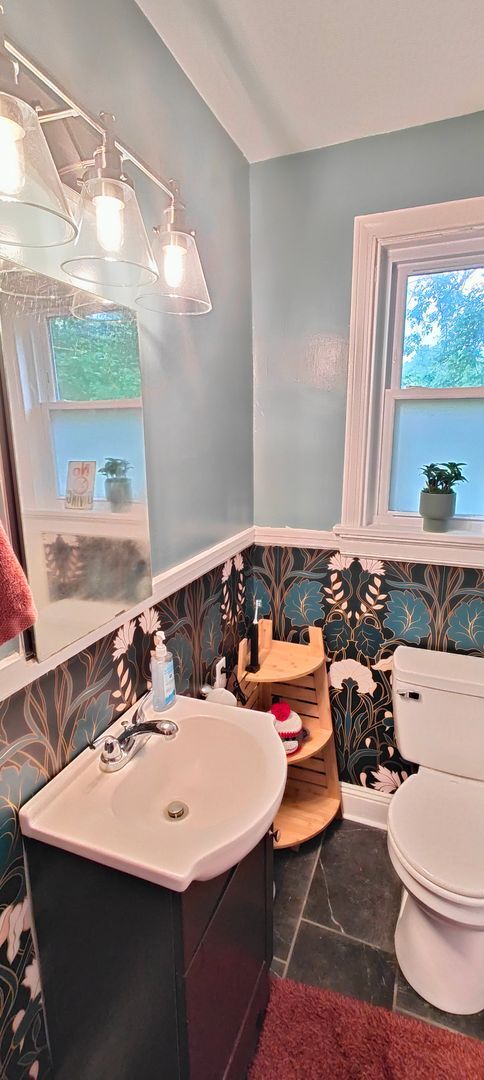 Building Photo - Renovated Brick home  near Forest Hill