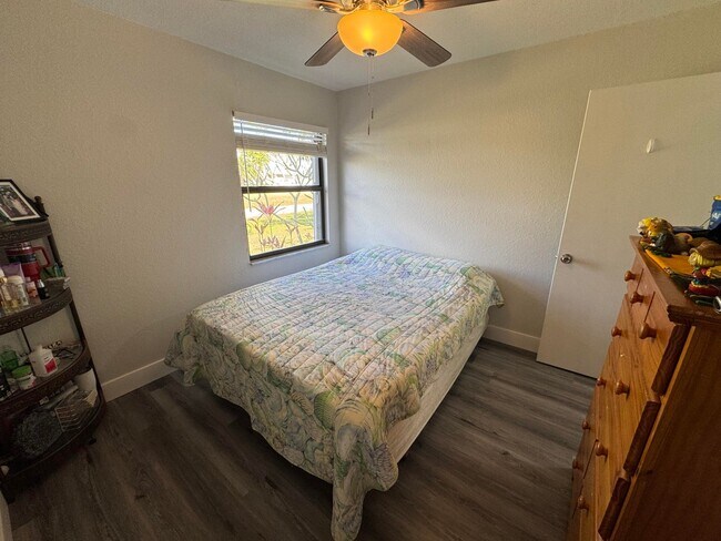 Building Photo - 2774 SE Brevard Ave