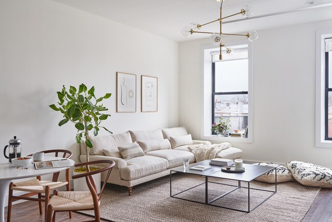 Building Photo - Common Grand (Furnished Rooms)