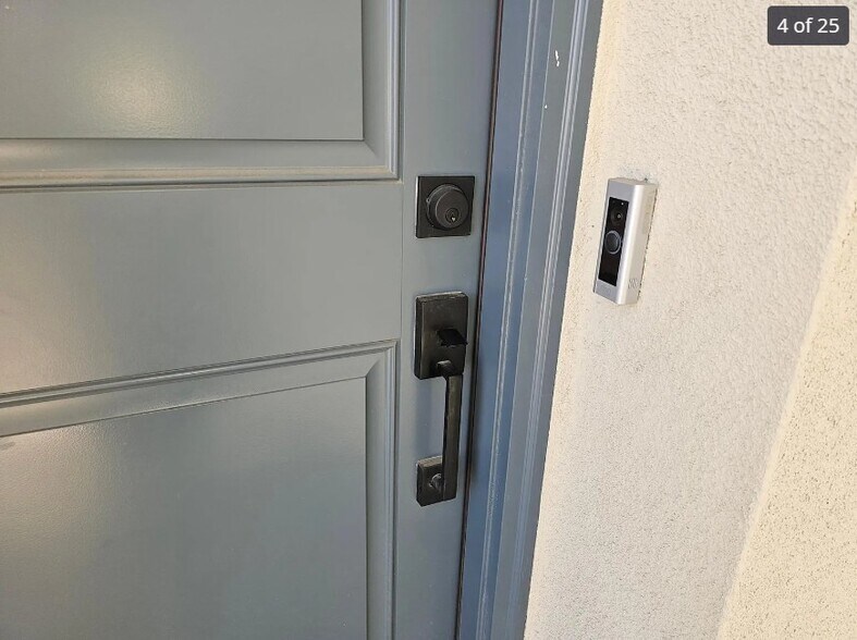 Building Photo - 607 Middlebrook Rd