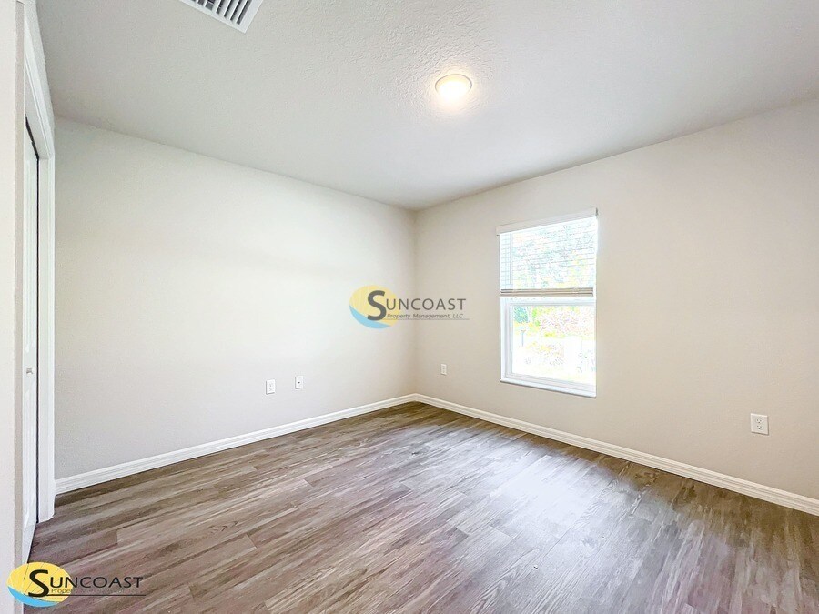 Building Photo - 6763 E Gurley St