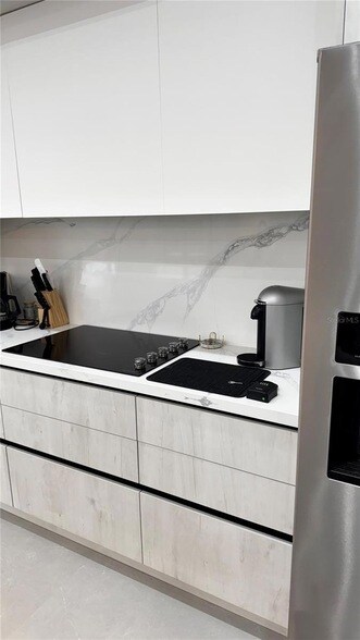 Building Photo - 230 W Pine Valley Ln