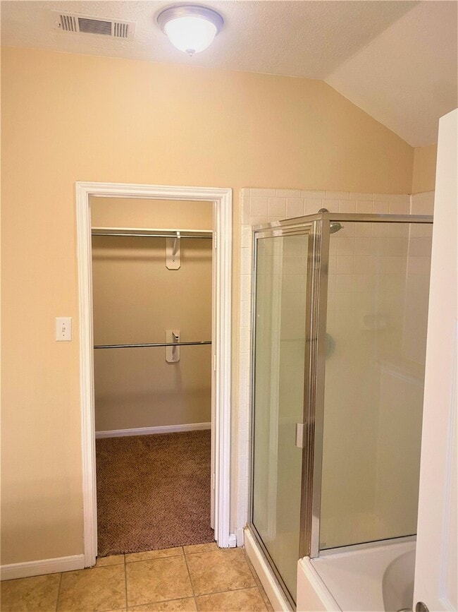 Building Photo - 4730 Hardwood Glen Dr