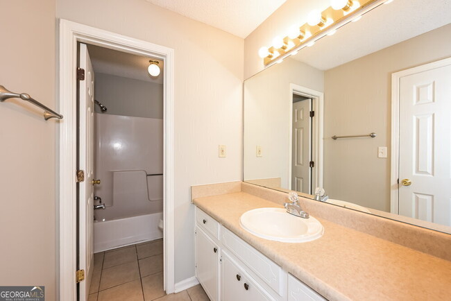 Building Photo - 4304 Bay Meadows Dr