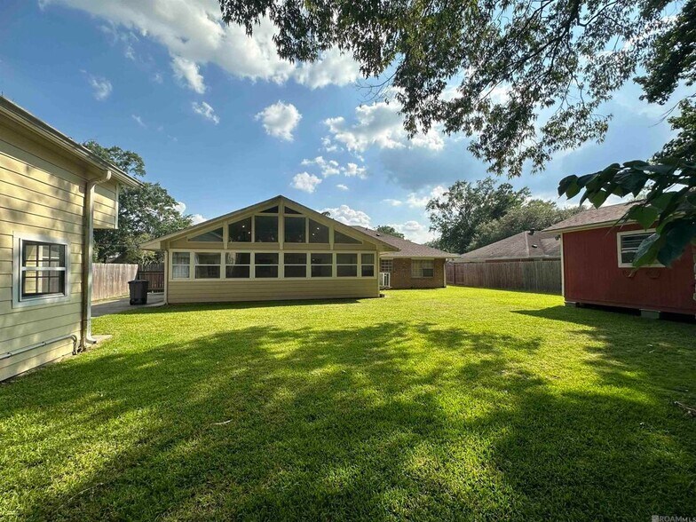 Building Photo - 9537 Kevel Dr