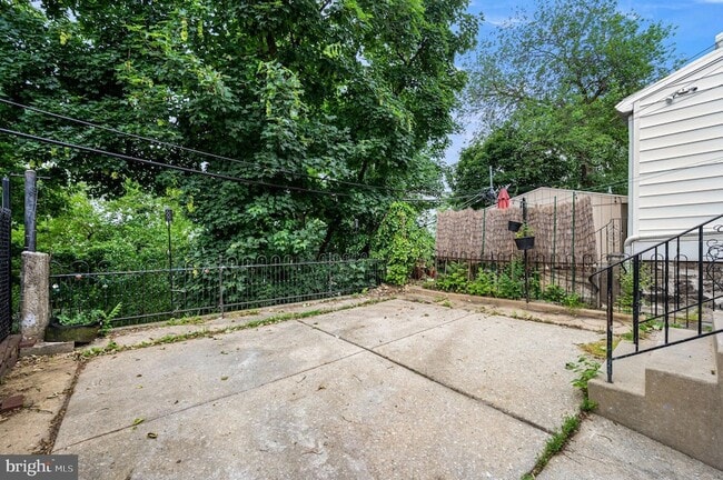 Building Photo - 3740 Manayunk Ave