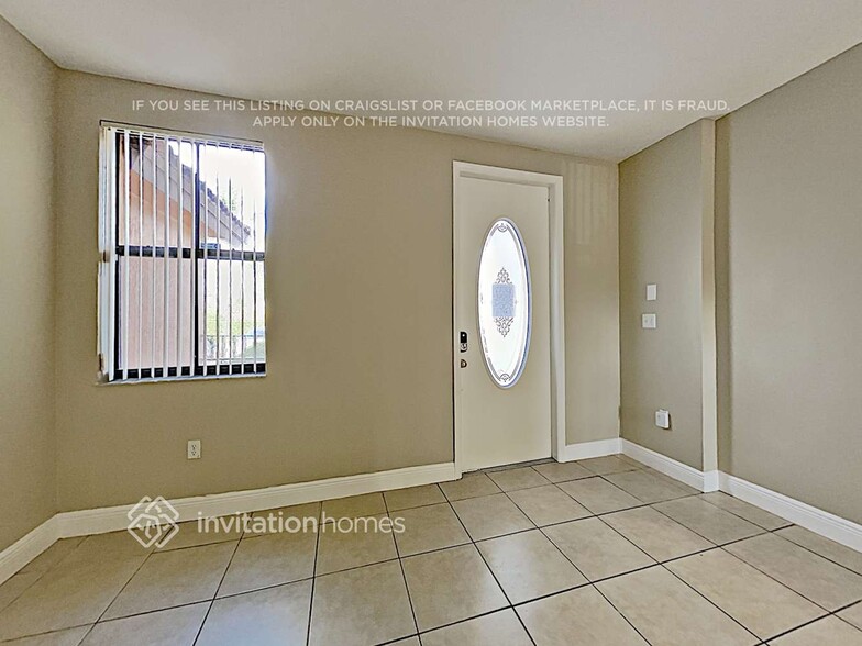 Building Photo - 3830 SW 69th Ave
