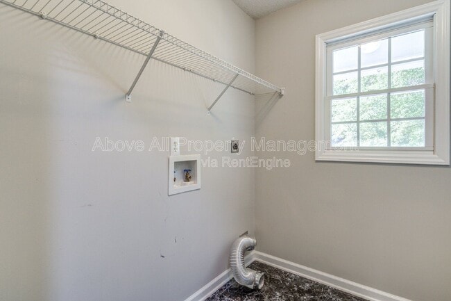 Building Photo - 103 Unaka Ct
