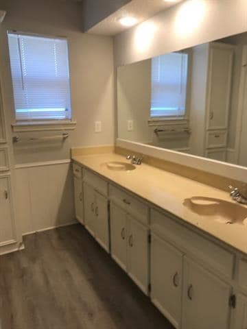 Building Photo - 2317 Saharah Dr