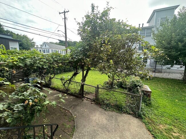 Building Photo - 30 South St