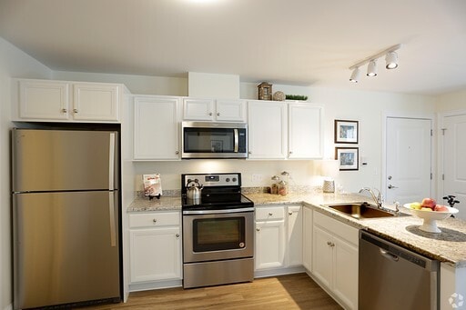 Floorplan - Carrier Woods Apartments